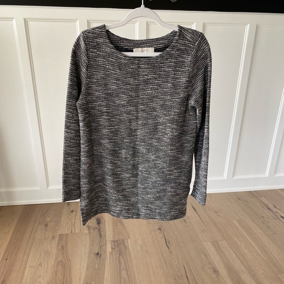 Ann Taylor LOFT Woman’s Black and White Marled Top Size Small - Picture 1 of 7